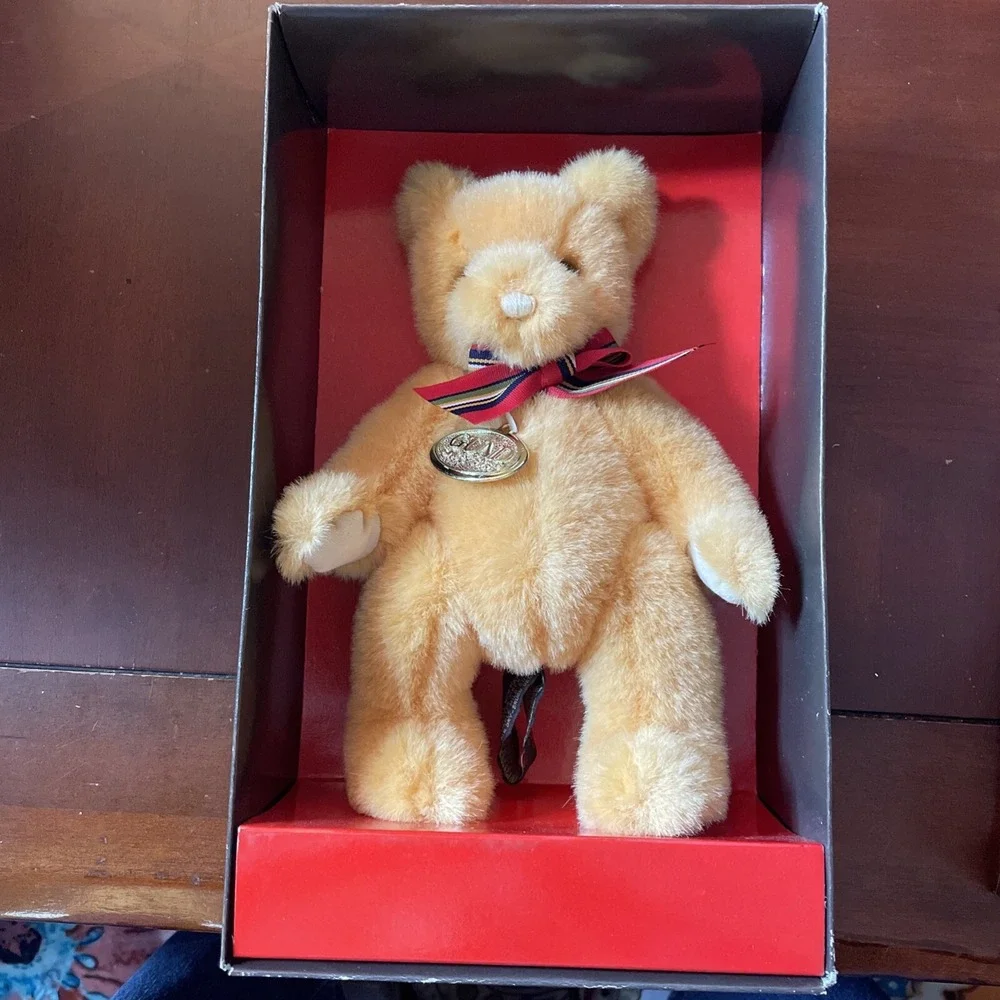 VTG Gotta Getta Gund Collectors Classic Gold Colored Bear 1991 With Original Box